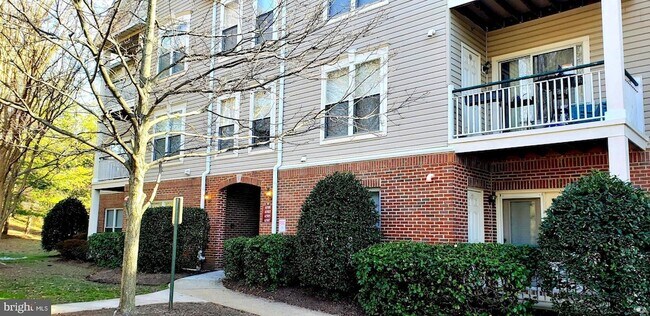 Primary Photo - 6501 Grange Ln