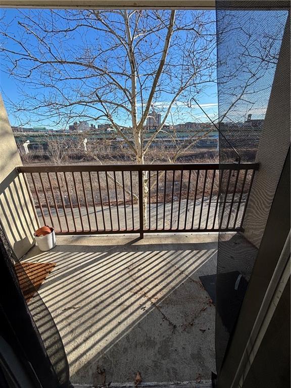 Building Photo - 1000 Providence Pl