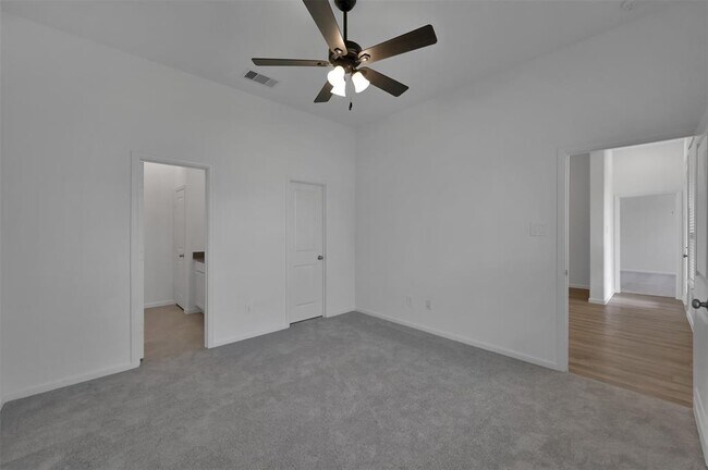 Building Photo - 17841 McClary Cardinal Dr