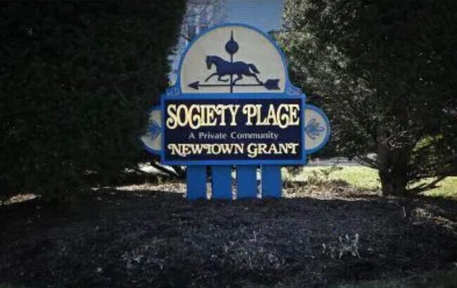 Building Photo - 1602 Society Pl