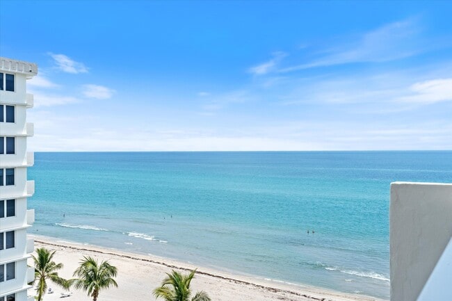 Primary Photo - 3301 S Ocean Blvd