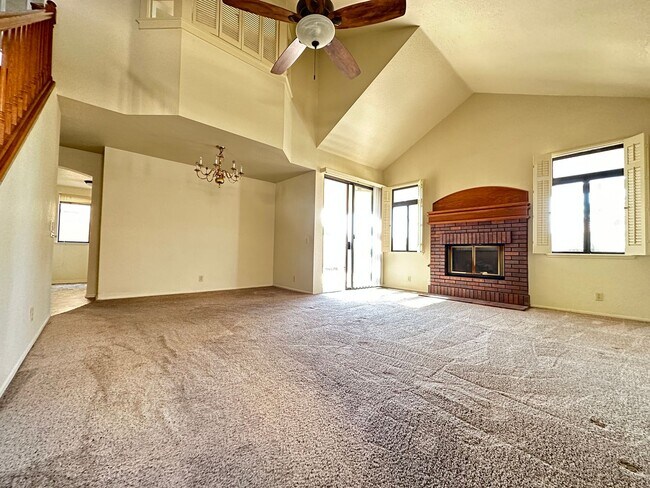 Building Photo - 3 BEDROOM HOME FOR LEASING IN Rancho Cucam...
