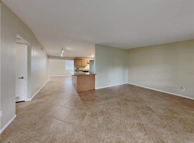 Building Photo - 8025 Excalibur Ct