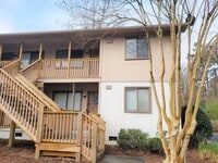 Building Photo - CANDLEWYCK