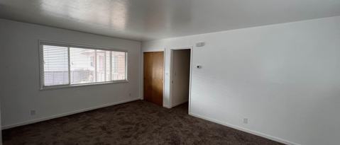 Building Photo - 880 Tyler Way