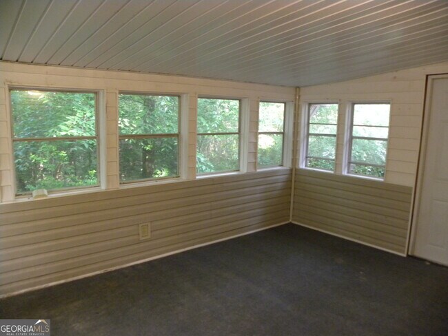 Building Photo - 158 Bell Acres Rd