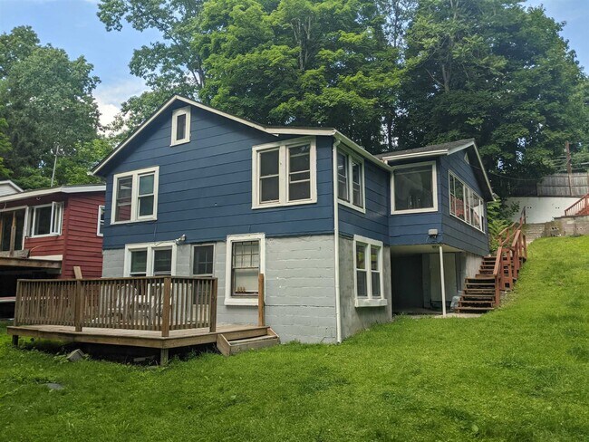 Building Photo - 1943 New Hackensack Rd