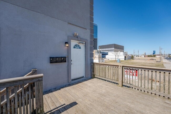 Building Photo - 222 S Rhode Island Ave