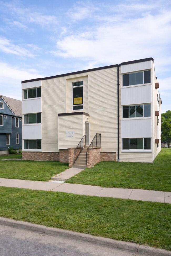 Interior Photo - 1117 7th St SE