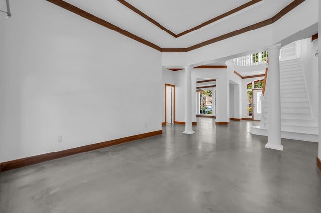 Building Photo - 106 N Floral Leaf Cir
