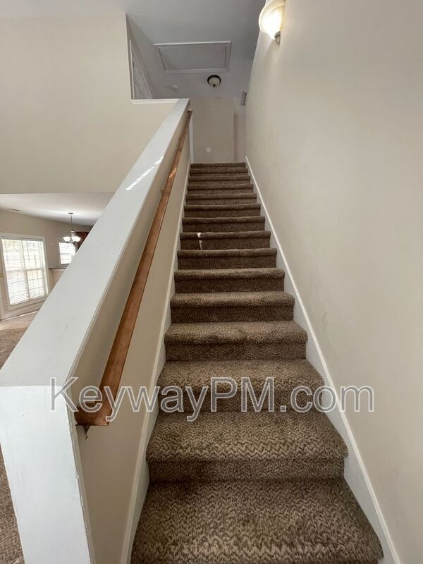 Building Photo - 119 Bay Meadows Dr