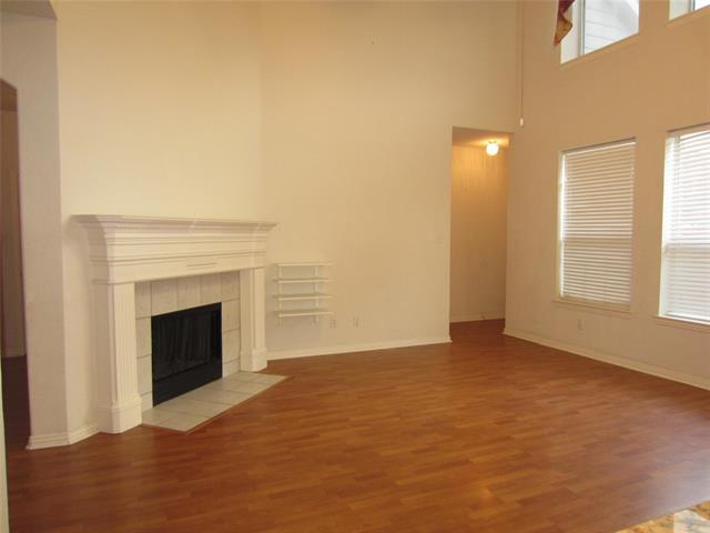 Building Photo - 8213 Spring Valley Ln