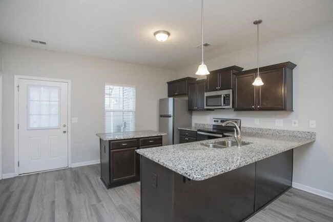 Building Photo - 429 Rick Mccormick Dr