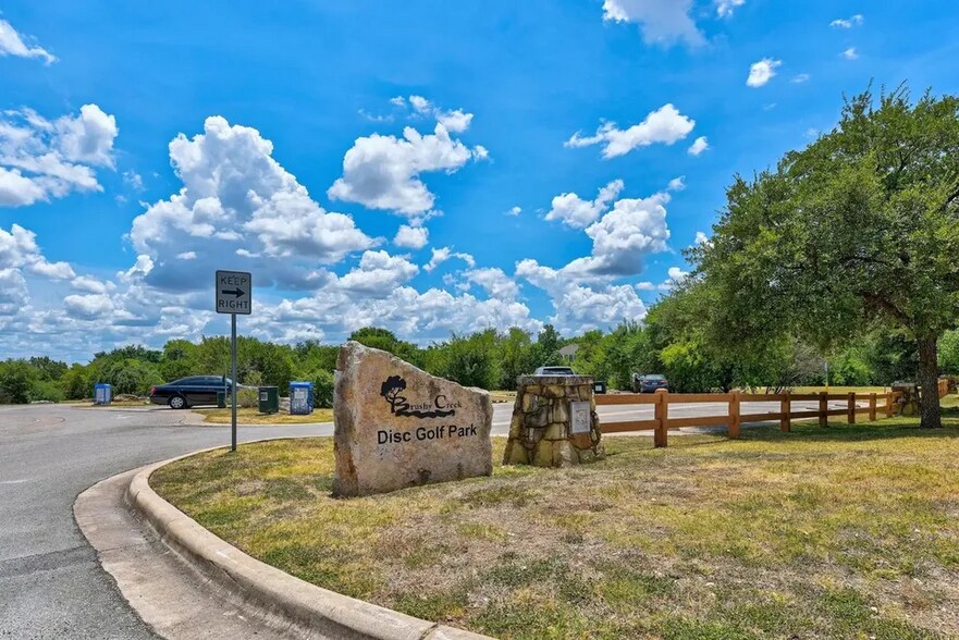 Building Photo - 16914 Dorman Dr