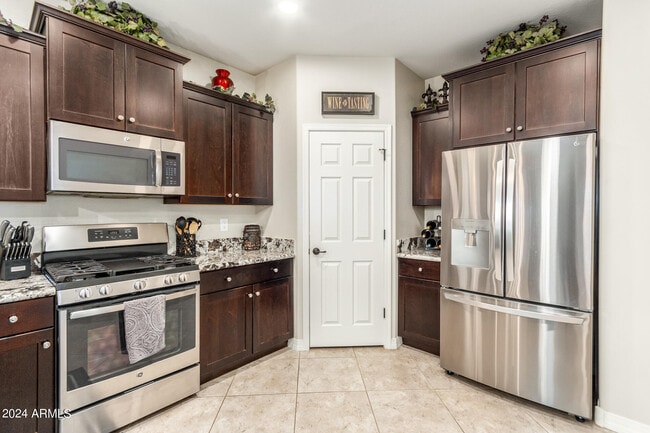 Building Photo - 26451 N 131st Dr