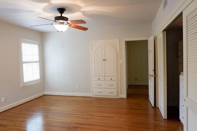 Building Photo - 2203 Griswold Ln