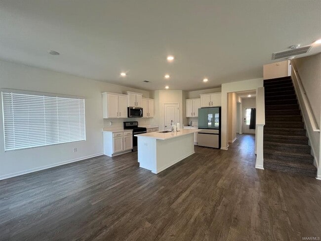 Building Photo - 3336 Meriwether Dr
