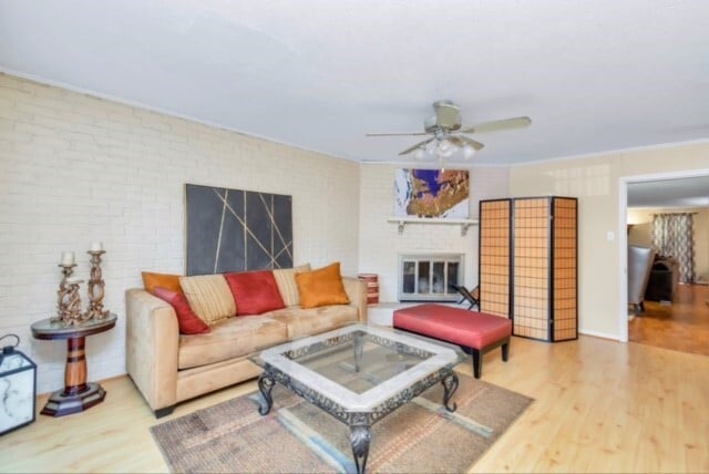 Building Photo - 530 N Post Oak Ln
