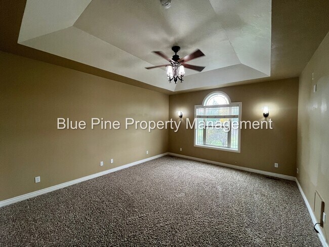 Building Photo - 6192 Pheasant Dr