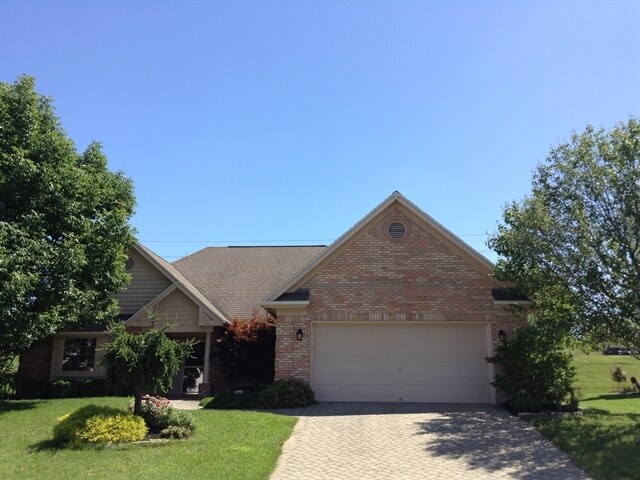 Primary Photo - 1712 Yellow Rose Ct