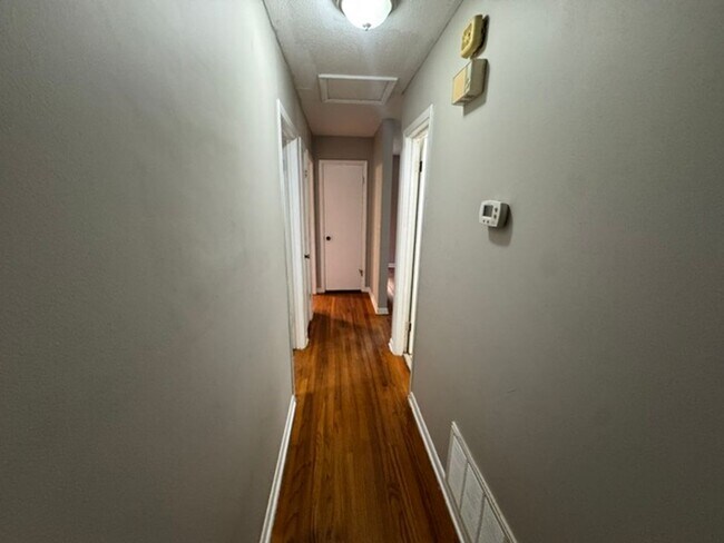 Building Photo - 1444 Waccamaw Dr