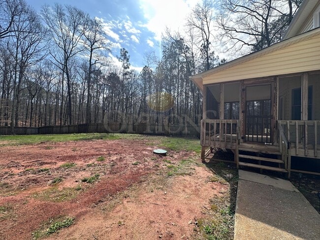 Building Photo - 4BR/3BA on Large Private Wooded Lot- Woodstock