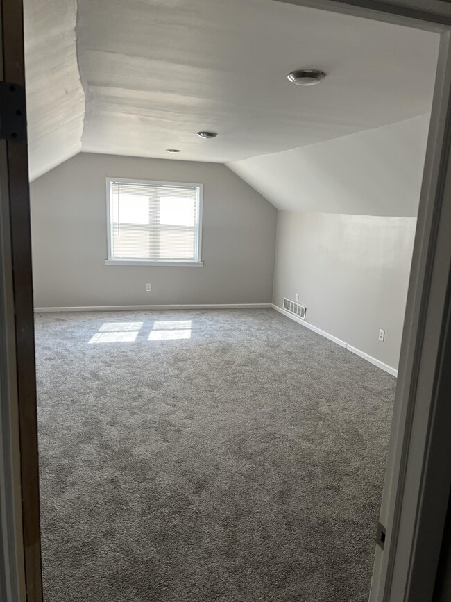 Building Photo - 17801 Marx St