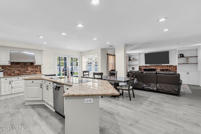 Building Photo - 22 Collingwood Rd