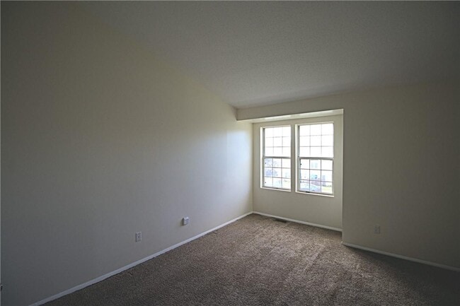 Building Photo - 2507 Whispering Hills Dr
