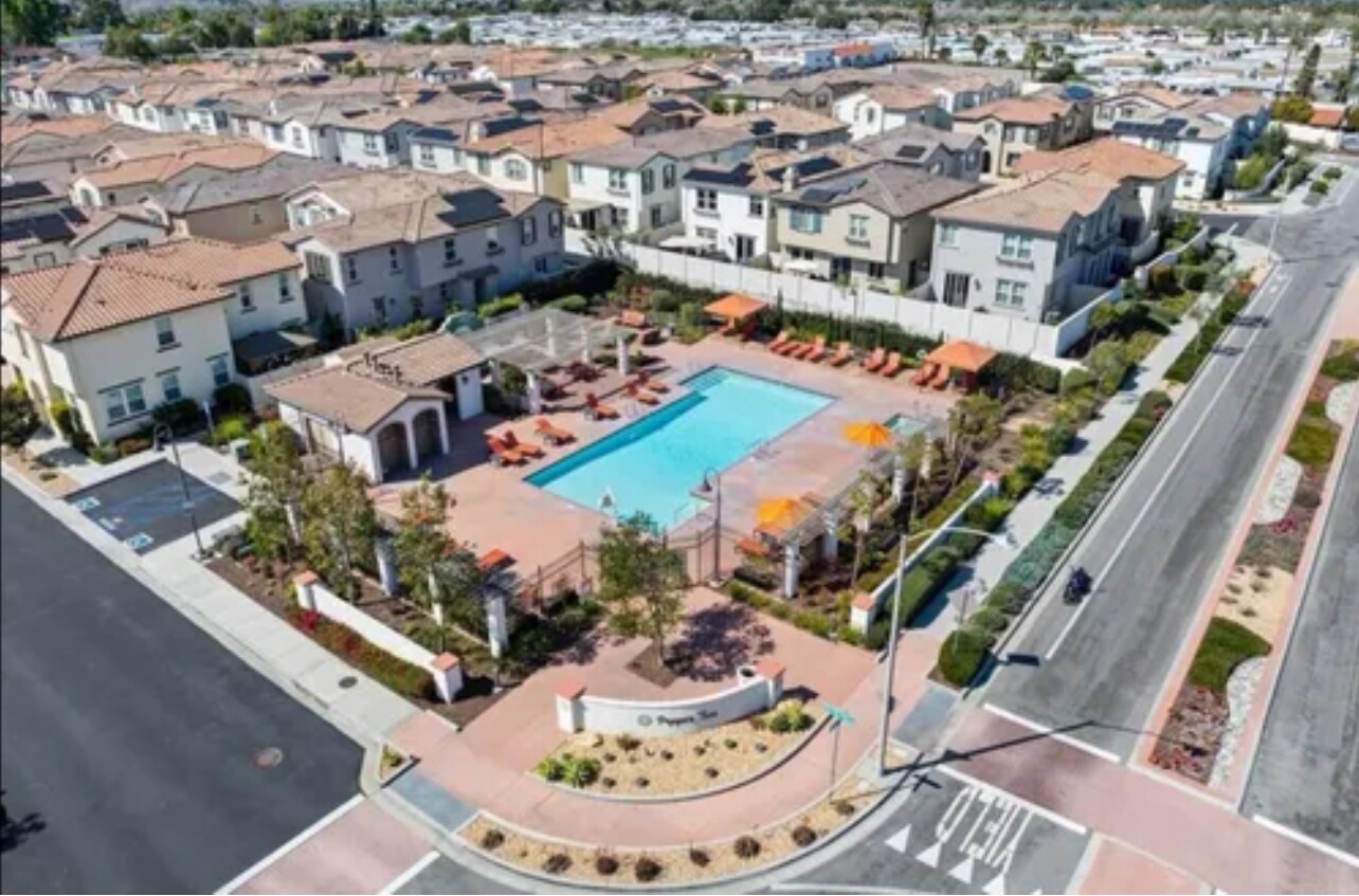 Building Photo - 4201 Mission Ranch Way