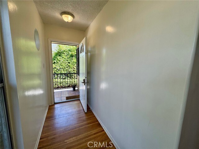 Building Photo - 1372 W 36th St