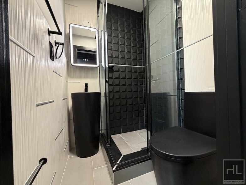 Building Photo - East 58th Street