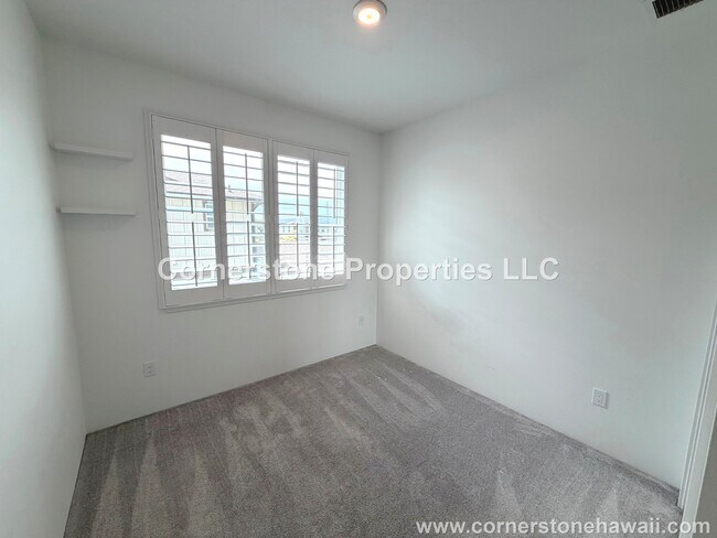 Building Photo - 91-1517-1517 Hoikau St