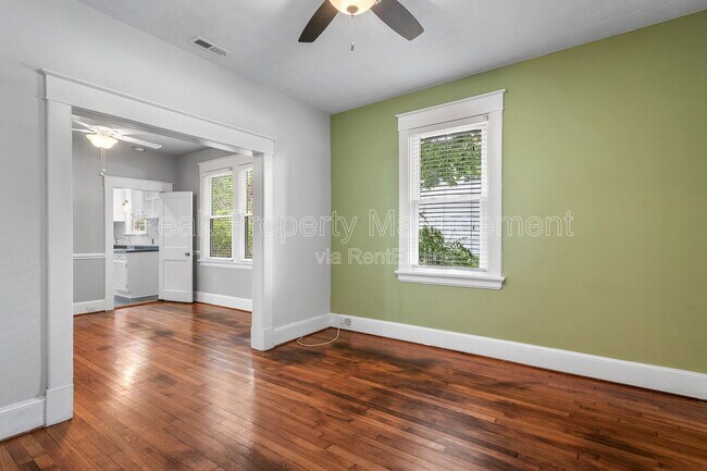 Building Photo - 4007 Chevy Chase St