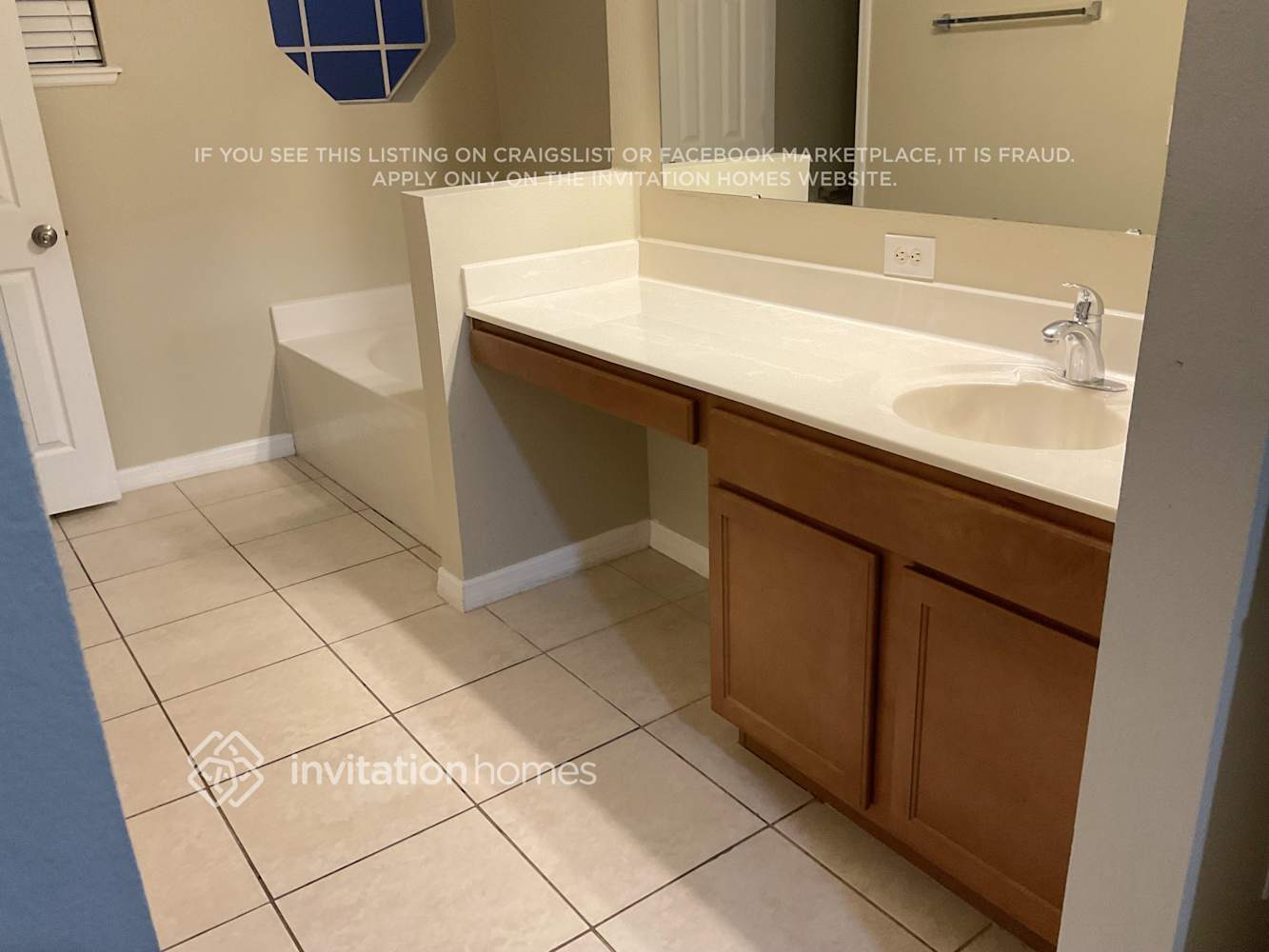 Building Photo - 2915 Ariel Ave