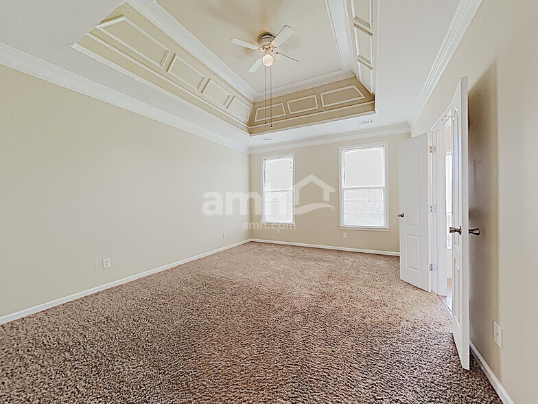 Building Photo - 2383 Temple View Dr