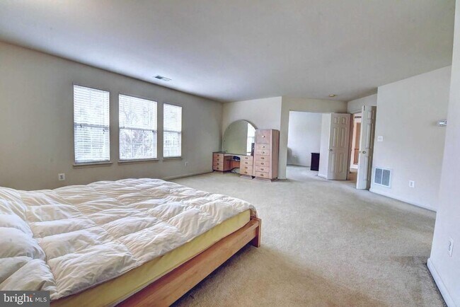 Building Photo - 110 Hunton Dr