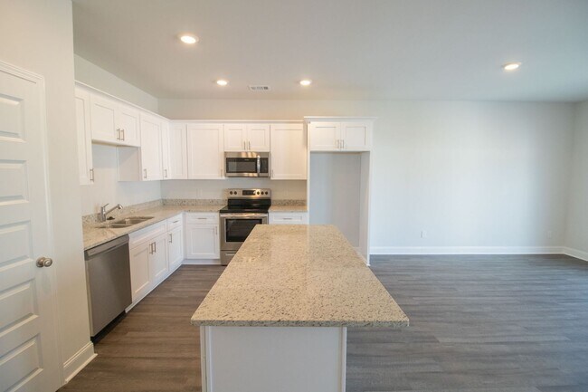 Building Photo - Pooler, GA