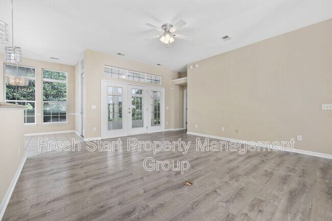 Building Photo - 414 Carriage Lake Dr