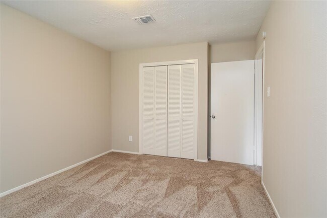 Building Photo - 10307 Rancho Bernardo Ln