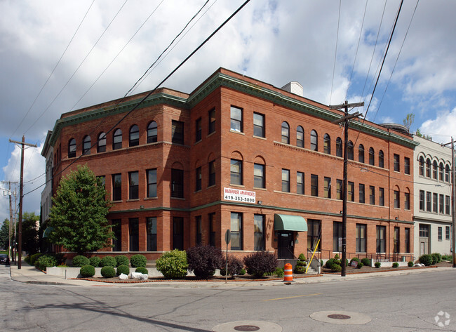 Primary Photo - The Sunflower Building