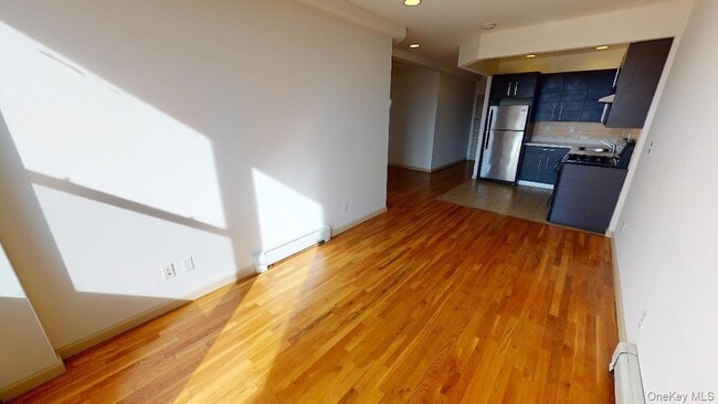 Building Photo - 67-09 Austin St