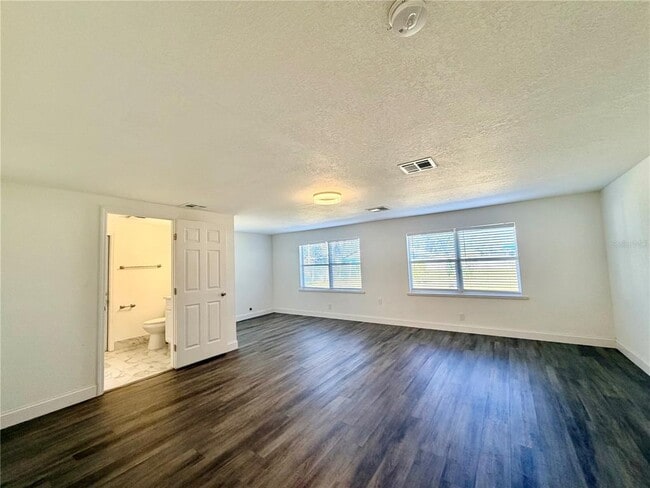 Building Photo - 3295 Adrian Ave