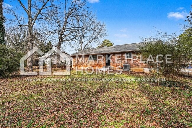 Building Photo - 8219 Sussex Dr