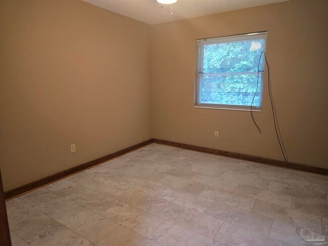 Building Photo - 5749 Langley Cir
