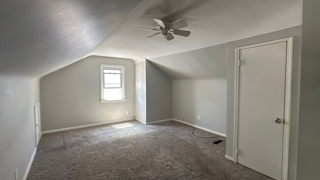 Building Photo - 11511 Bradwell Rd