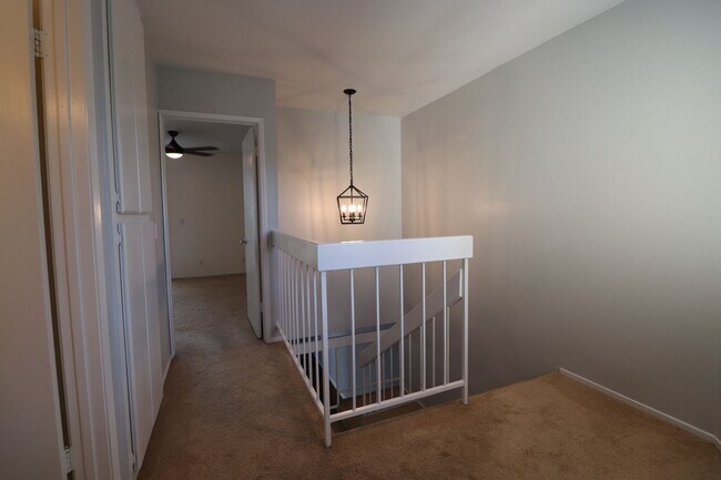 Building Photo - Rice Ranch Condo