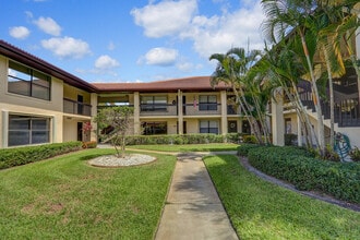 Building Photo - 91 SW South River Dr