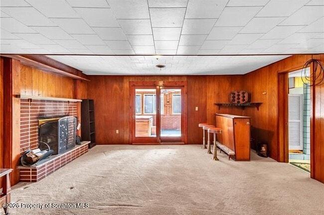 Building Photo - 2809 Green Acres Dr