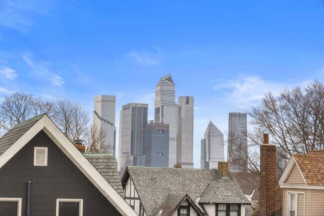 Building Photo - 6 Bonn Pl